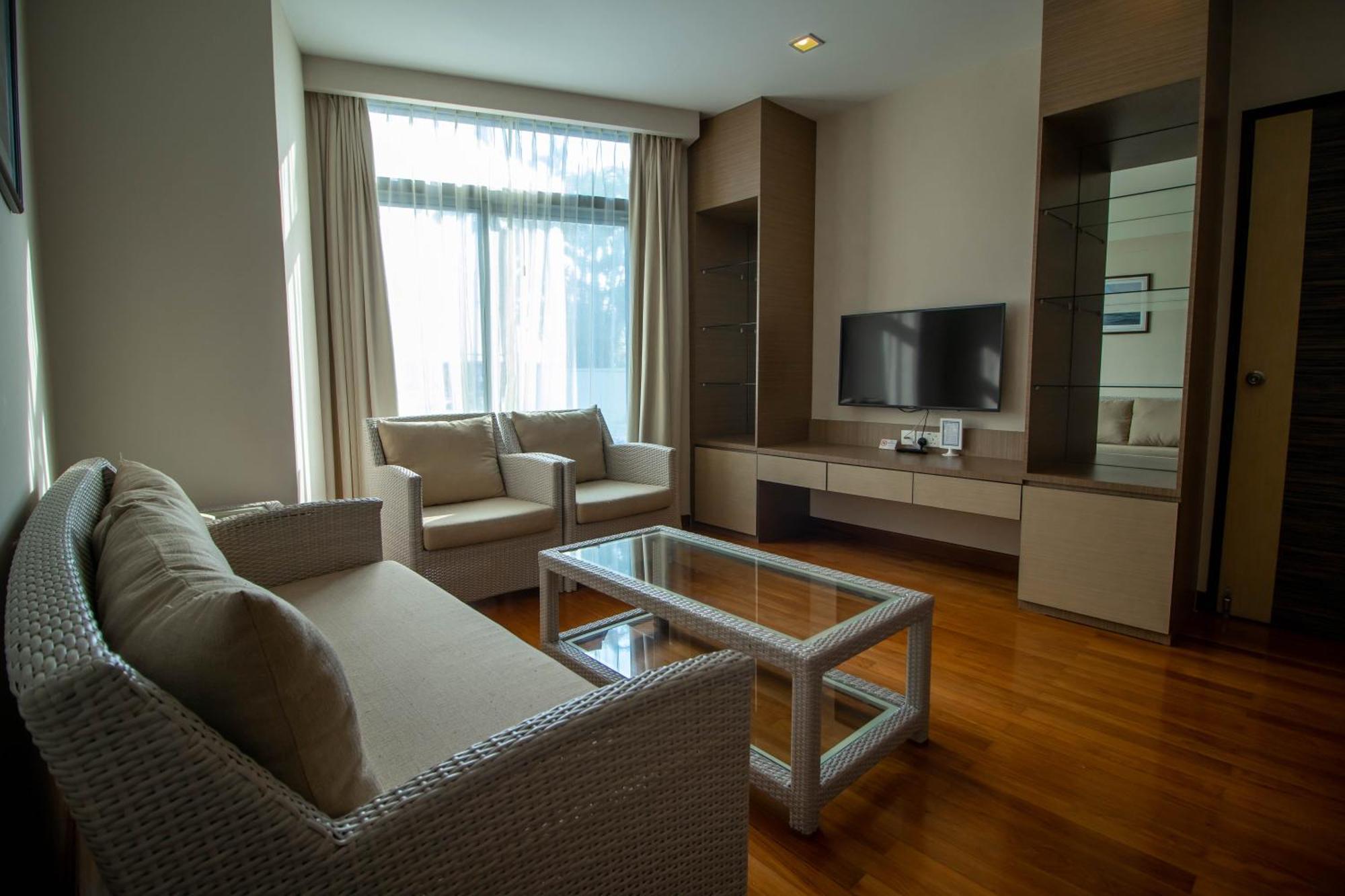 Republic Of Yacht Club Hotel Singapura